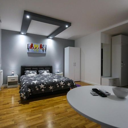 Manirosi 3 Apartman Szabadka Kültér fotó