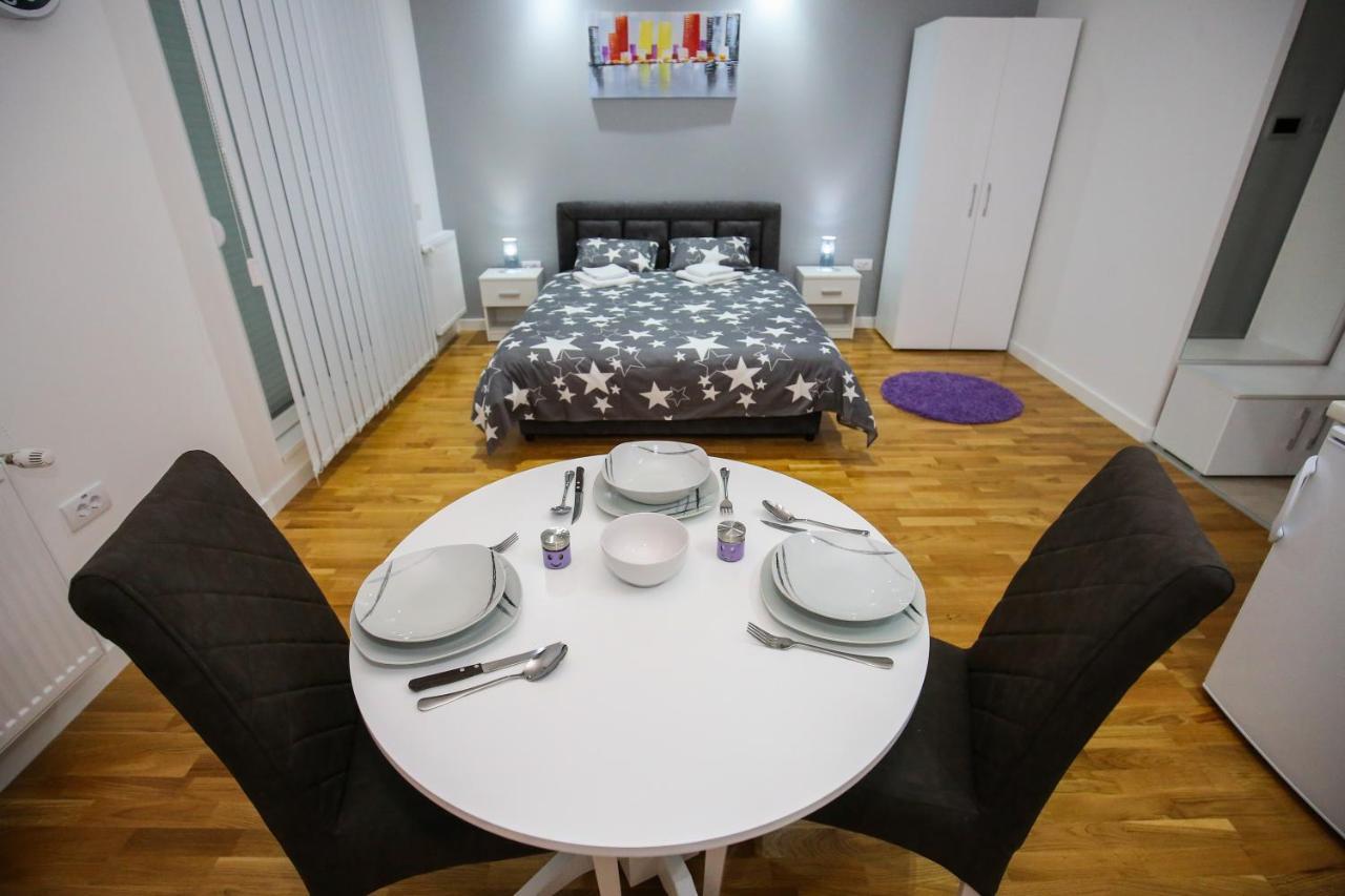 Manirosi 3 Apartman Szabadka Kültér fotó